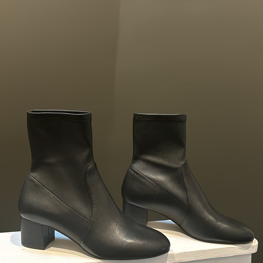 New Leather Stuart Weitzman Ankle Boots